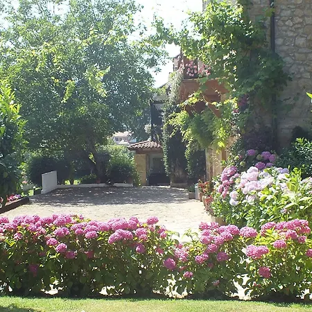 El Pomar Hotel Novales